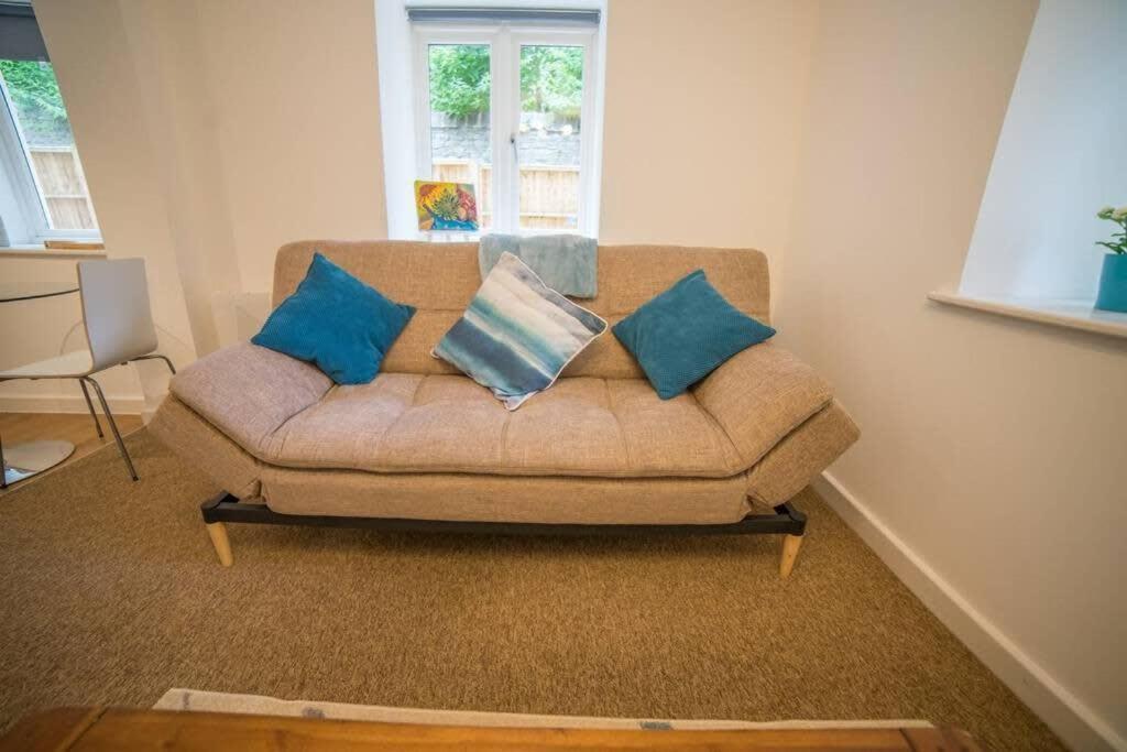 Champion Court Two Bedroom Flat Bristol Exterior foto