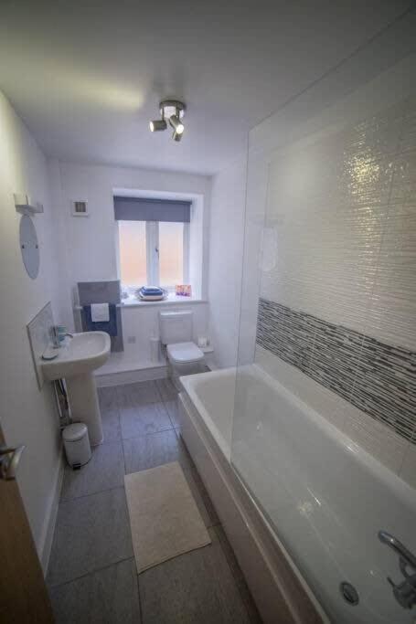 Champion Court Two Bedroom Flat Bristol Exterior foto